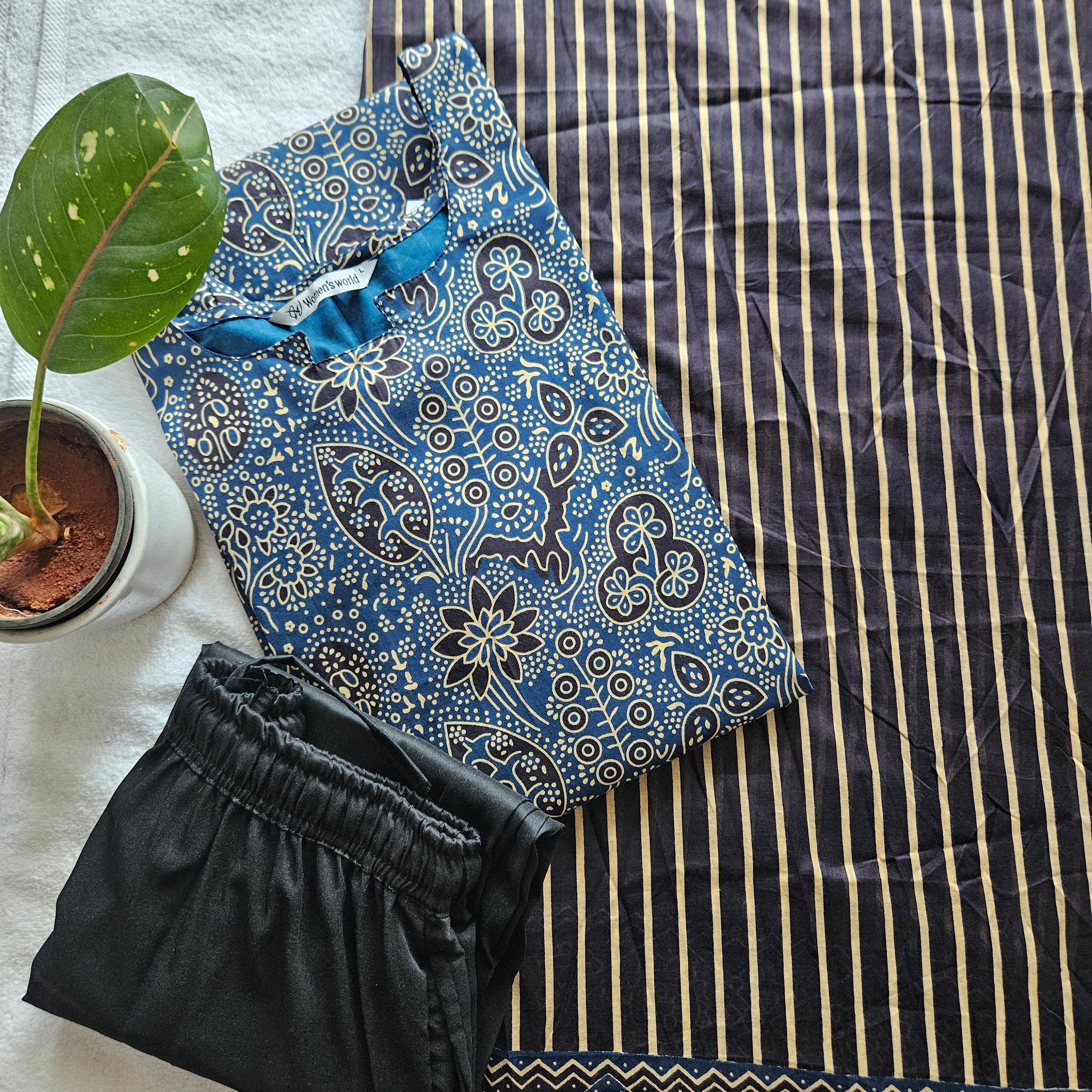 AJ00017-Ajrakh (Blue with black) 3-piece set