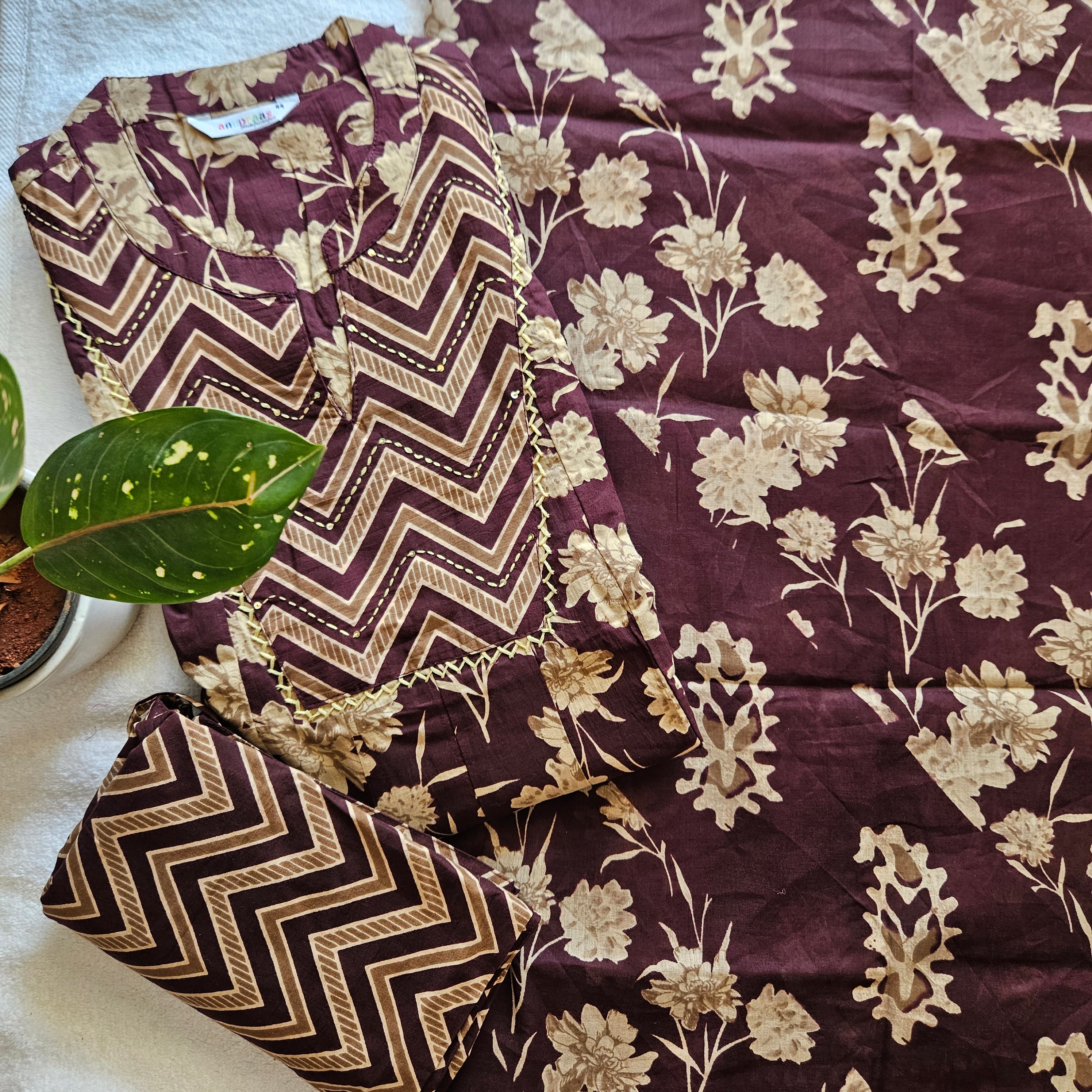 CC0005-Cambric cotton-Brown (Chinese collar)