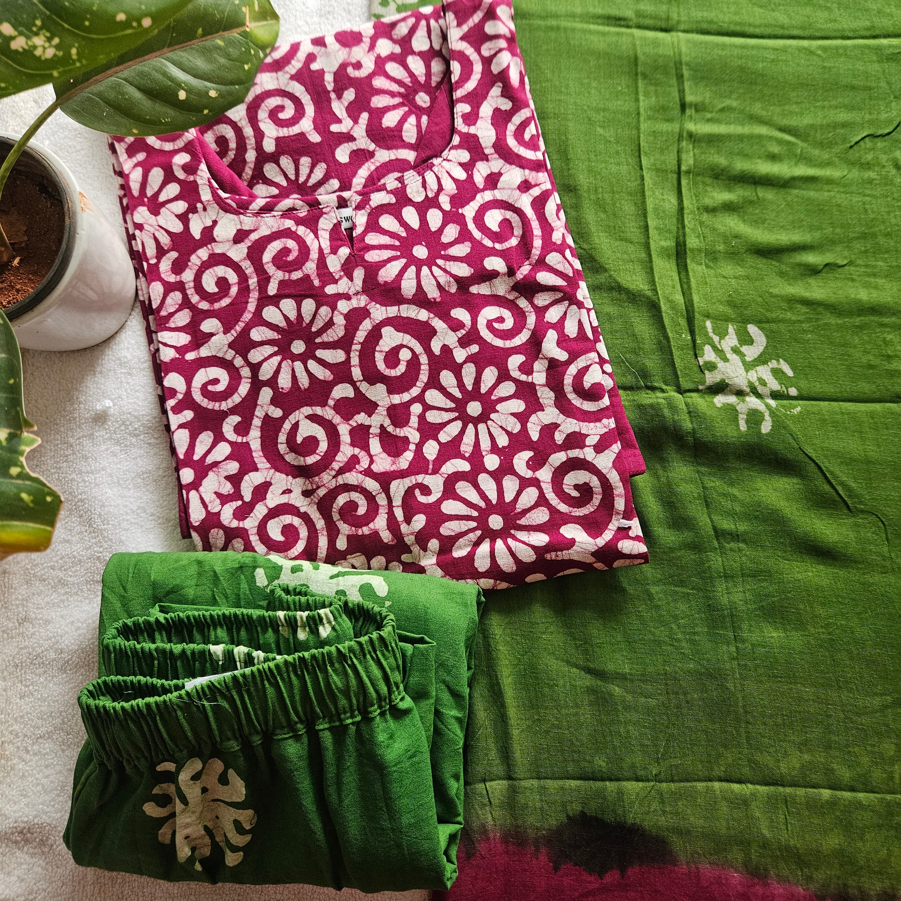 BAT0170-16th Batch-Battiq (Wine with Green) 3-piece set