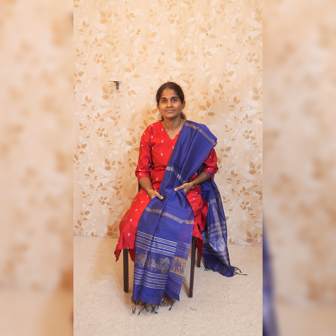 RS0022- Raw silk (Red with Navyblue) -3- piece set with full Linning