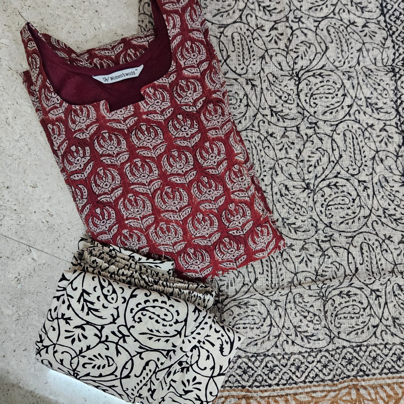 KTC008- Kotta Cotton (Maroon with half white) 3- piece set with linning