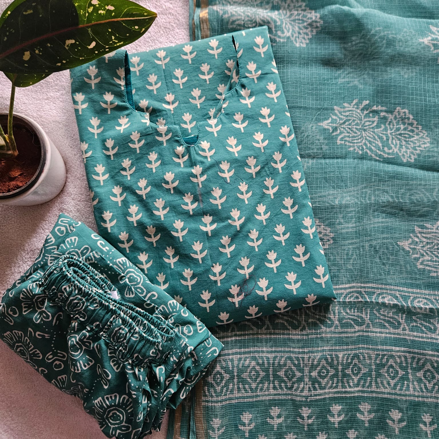 KTC011- Jaipuri cotton with Kotta Dupatta (Peacock Green) 3- piece set